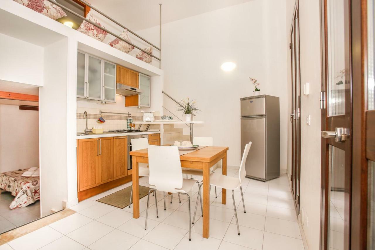 Lido Apartment ดอนนาลูกาตา ภายนอก รูปภาพ