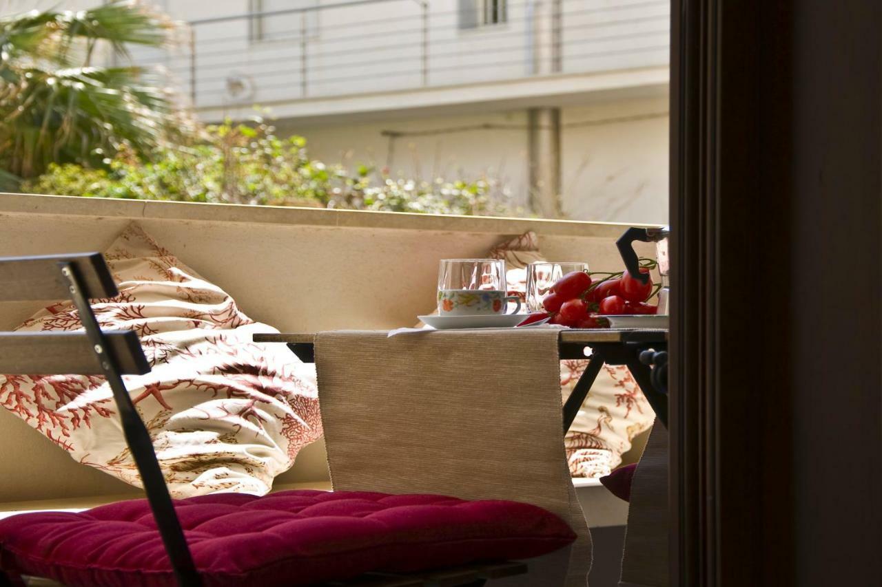 Lido Apartment ดอนนาลูกาตา ภายนอก รูปภาพ